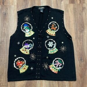 Theme Works Christmas Vest black w embroidered/beaded Snow globes Size Large